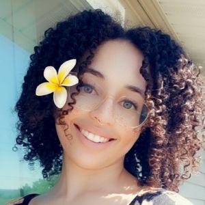 Meet your Posher, Paulina